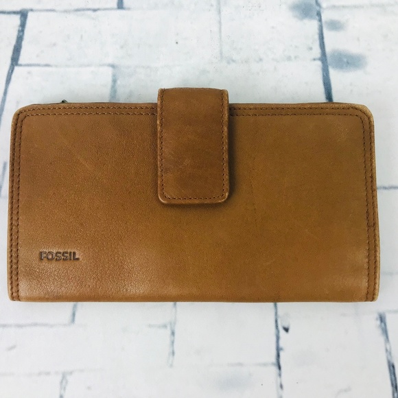 Fossil Handbags - FOSSIL Genuine Leather Brown Wallet Card Holder